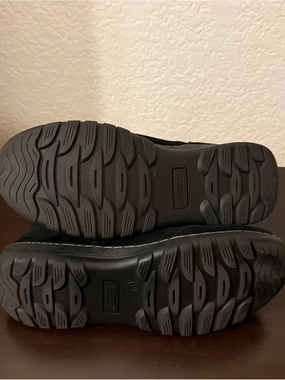 KHOMBU Size 9 M Black Suede GRACIE Faux Fur Trim Lined Side Zip Ankle Boots